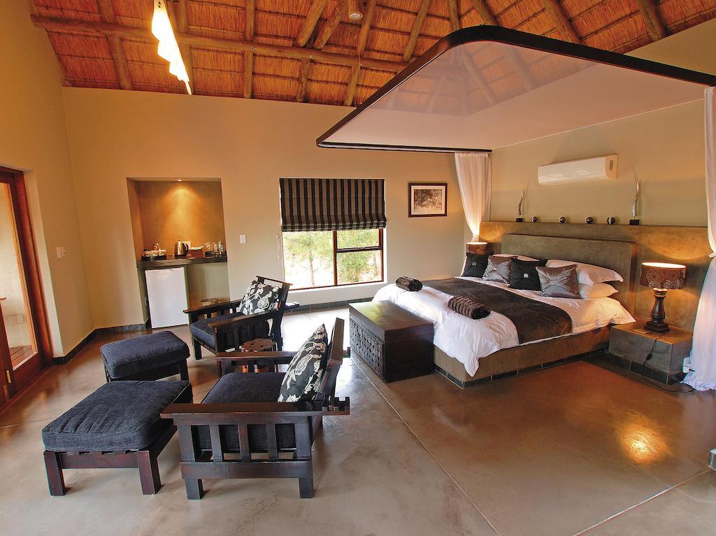 Raptor Retreat Game Lodge Гудспрейт Номер фото